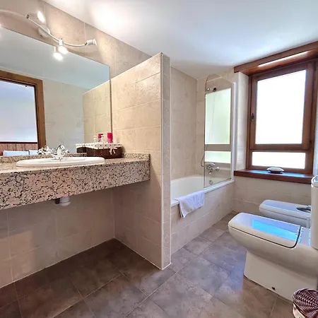 Lluminos De Muntanya By Rural D'aneu Apartment *
